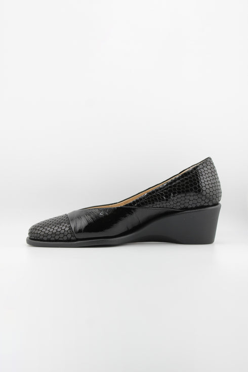 DFC Relax Textured Wedge Slip-On Shoe
